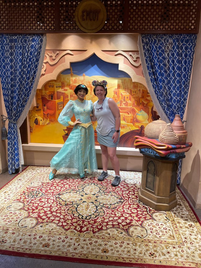 Sarah Eckert | Jasmine Character Meet