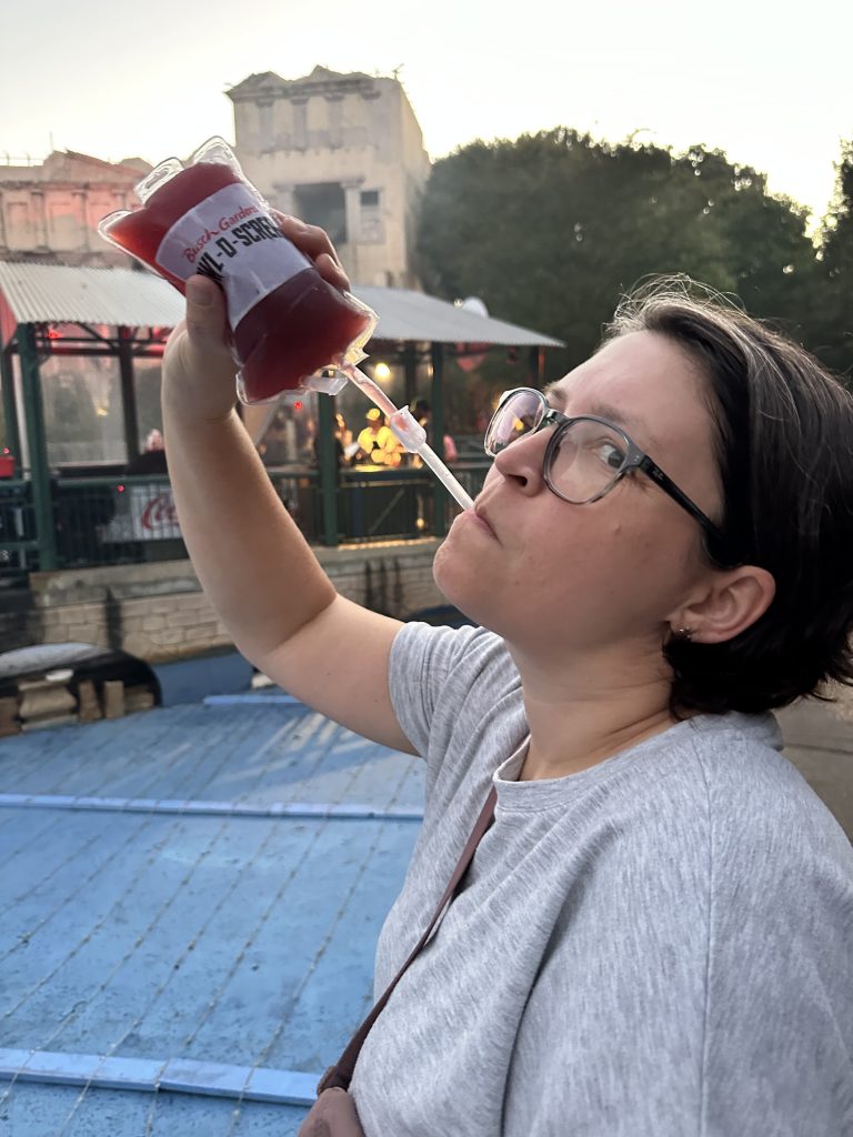 Sarah Eckert | Busch Gardens Williamsburg Howl O Scream